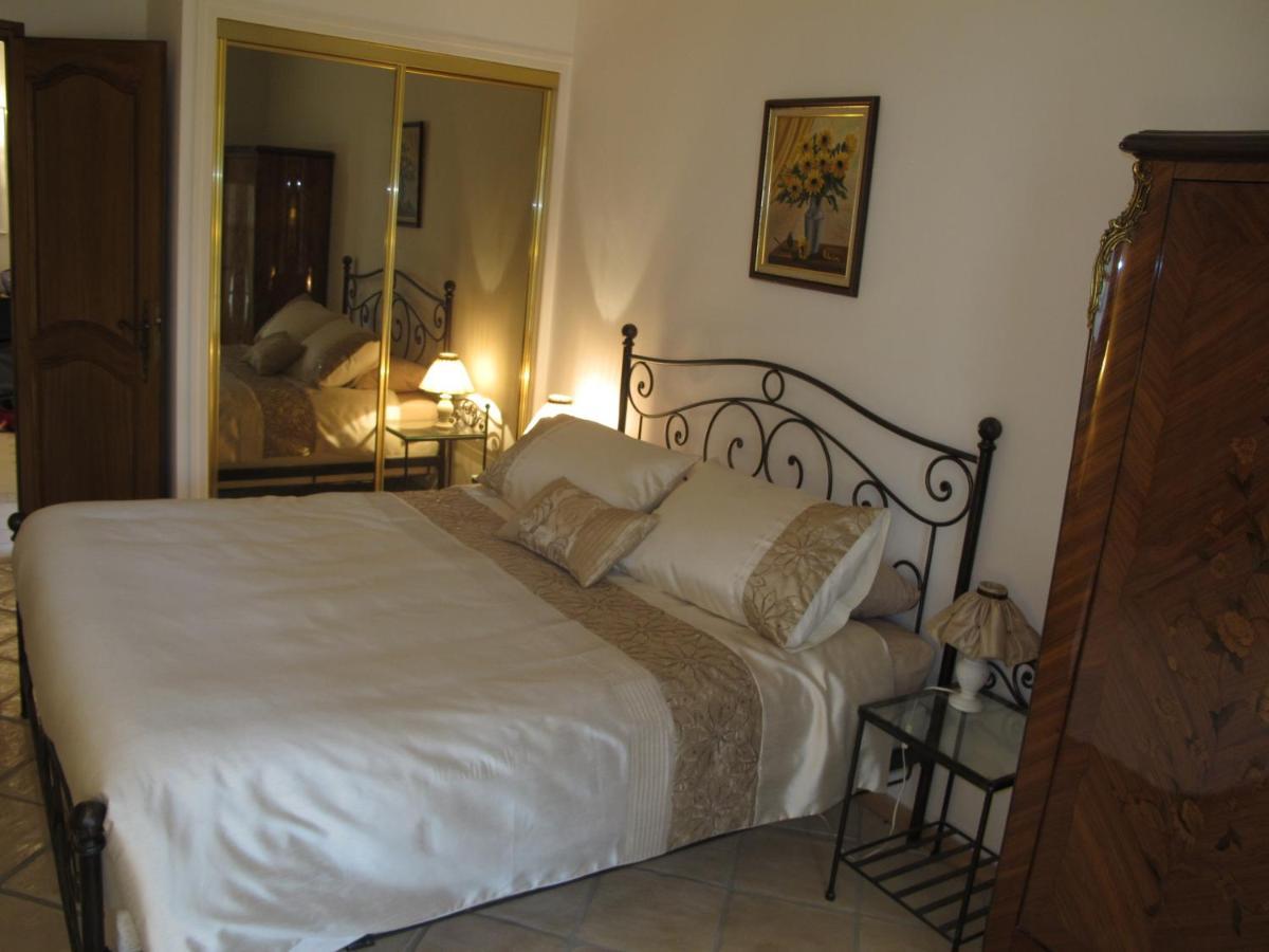 L'Oustau De Bigatie Bed and Breakfast Lambesc Buitenkant foto